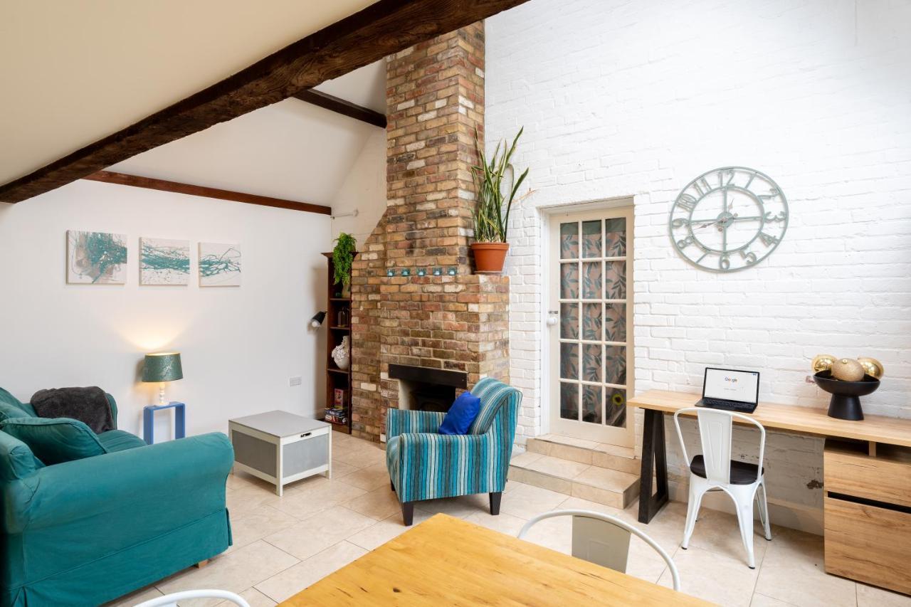 Colthorn Farm Cottage By Aryas Properties - Oxford Luaran gambar